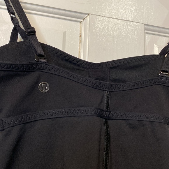 Lululemon Workout Set of 4 | Size 0 leggings, Size 4 tanks in GUC - Picture 13 of 13